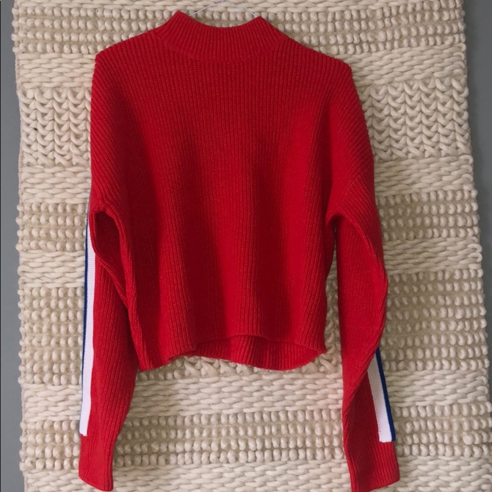 Beautiful Knit Sweater NEVER WORN